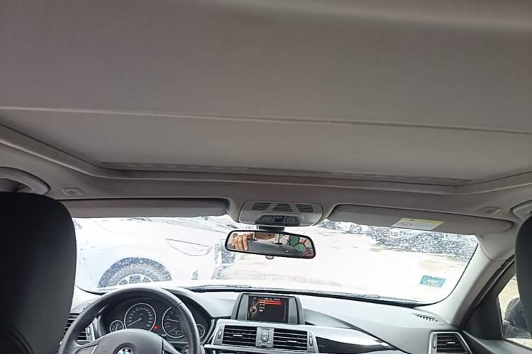 Used BMW 3 Series 2017 320Li Fashion Model Headliner