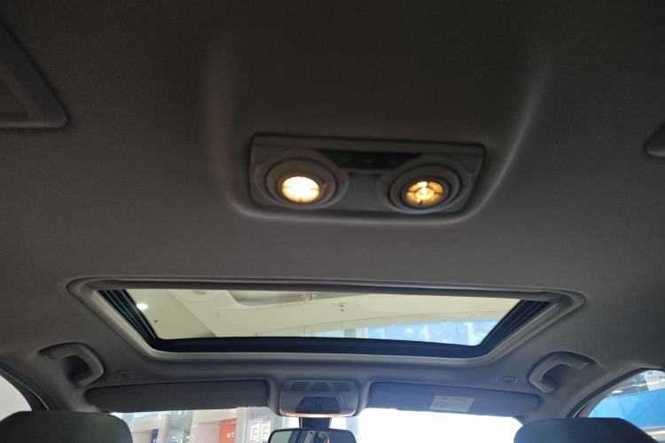 Used BMW 3 Series 2017 320Li Fashion Model Headliner