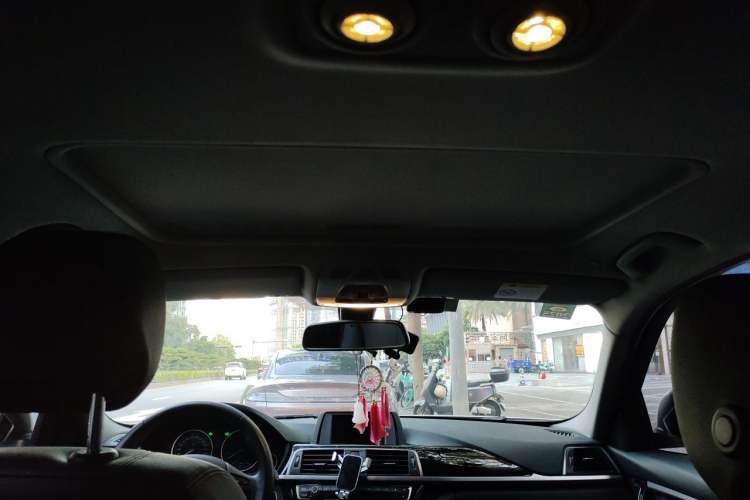 Used BMW 3 Series 2017 320Li Fashion Model Headliner