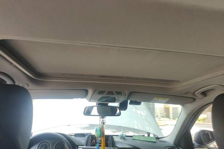 Used BMW 3 Series 2017 320Li Fashion Model Headliner