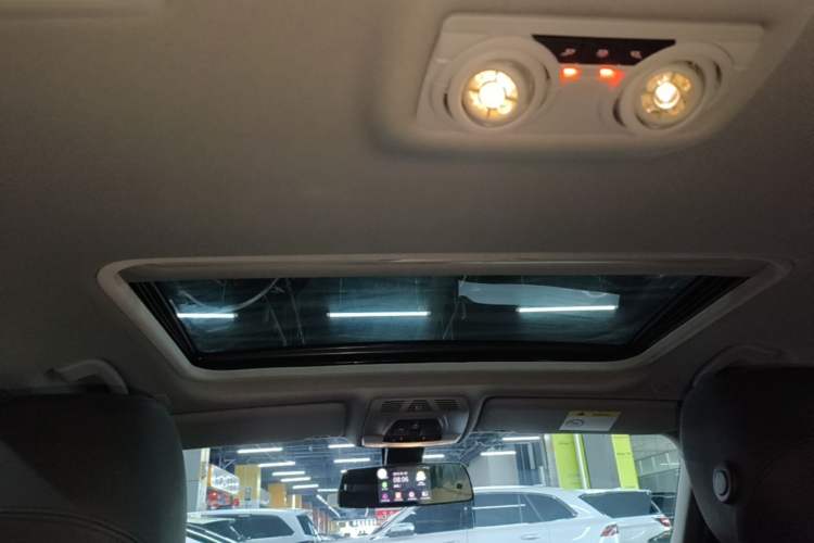 Used BMW 3 Series 2017 320Li Fashion Model Headliner