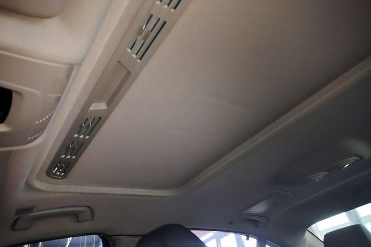 Used BMW 3 Series 2017 320Li Fashion Model Headliner