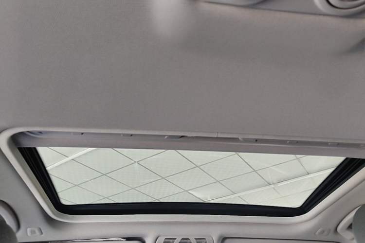 Used BMW 3 Series 2017 320Li xDrive Fashion Model Headliner