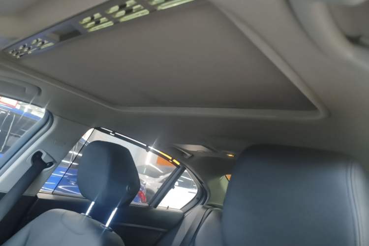 Used BMW 3 Series 2017 320Li Fashion Model Headliner