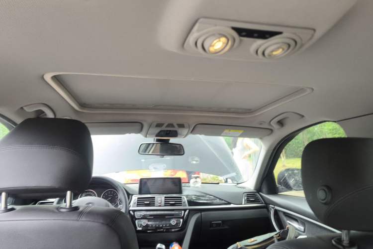Used BMW 3 Series 2017 320Li Fashion Model Headliner