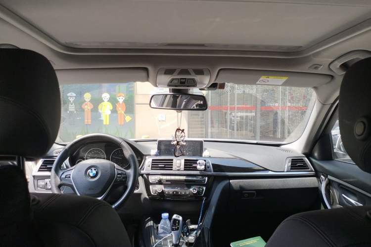 Used BMW 3 Series 2017 320Li Fashion Model Headliner