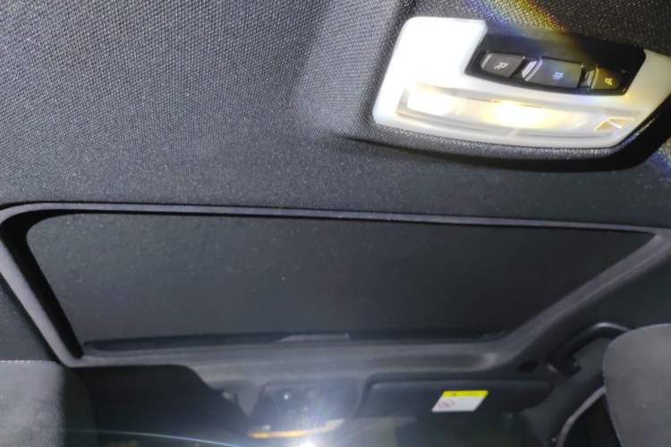 Used BMW 3 Series 2017 320i M Sport Headliner