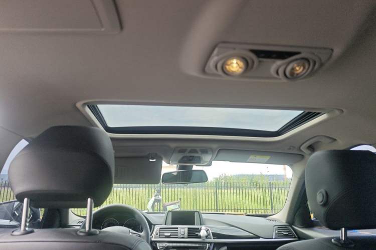 Used BMW 3 Series 2017 320Li Fashion Model Headliner