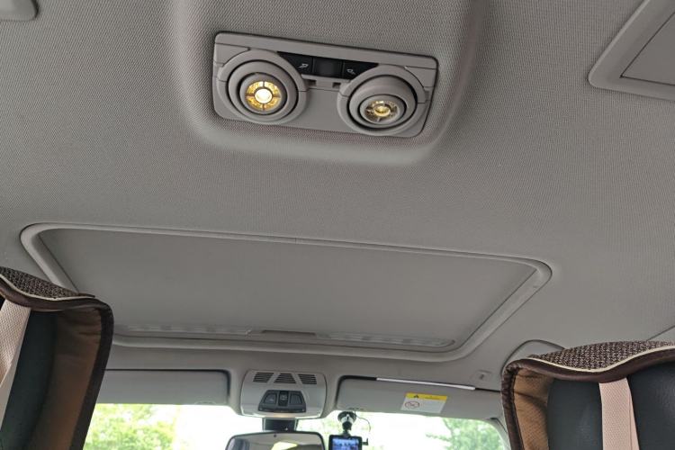 Used BMW 3 Series 2017 320Li Fashion Model Headliner