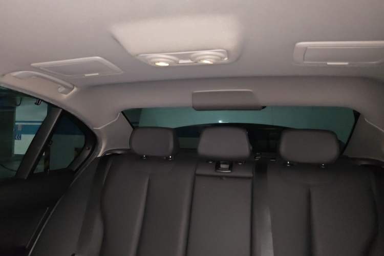 Used BMW 3 Series 2017 318Li Fashion Model Headliner
