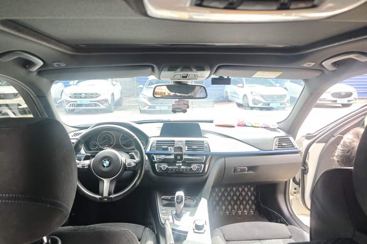 Used BMW 3 Series 2017 320i M Sport Headliner