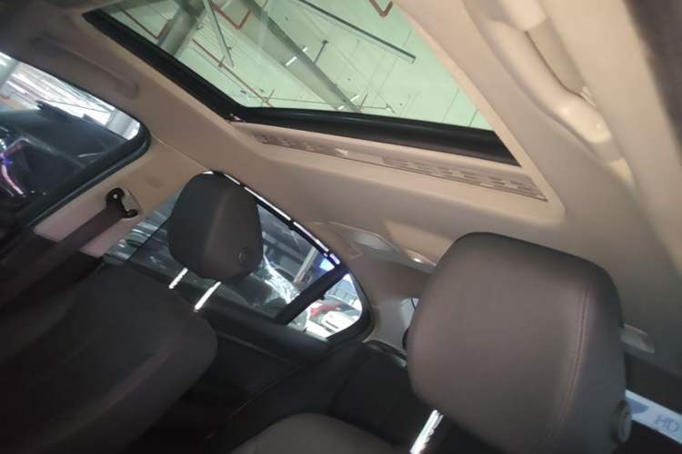 Used BMW 3 Series 2017 320Li M Sport Edition Headliner