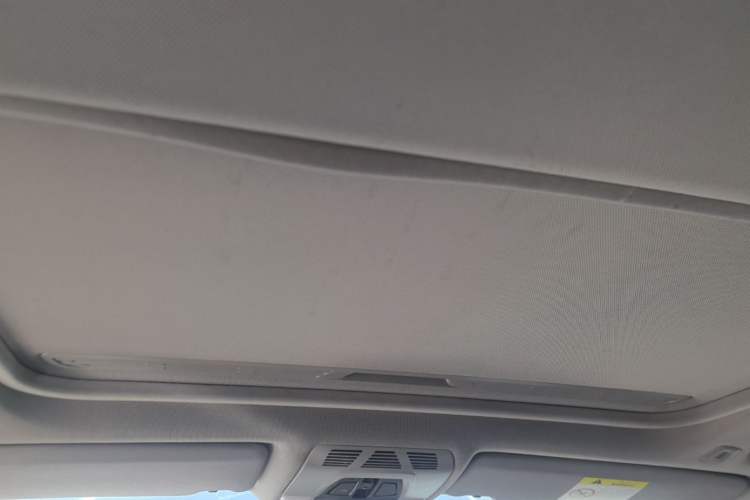 Used BMW 3 Series 2017 320Li Fashion Model Headliner