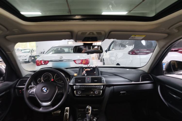 Used BMW 3 Series 2017 320Li Fashion Model Headliner