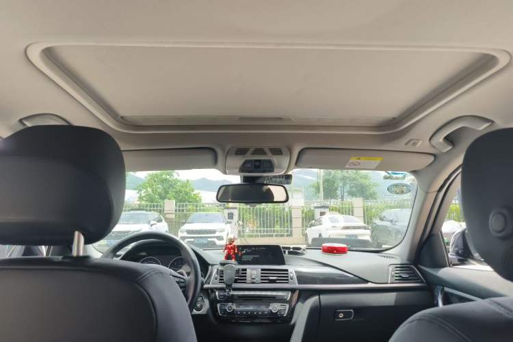 Used BMW 3 Series 2017 320Li M Sport Edition Headliner