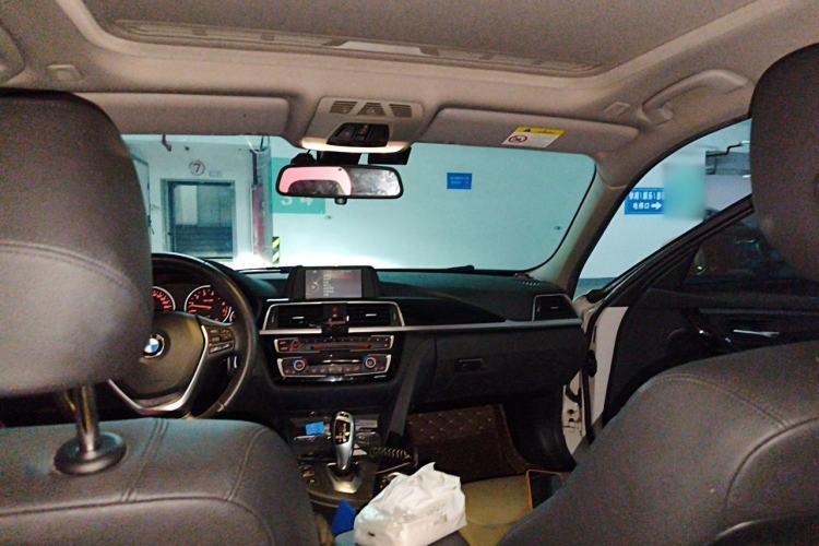 Used BMW 3 Series 2017 320Li Fashion Model Headliner
