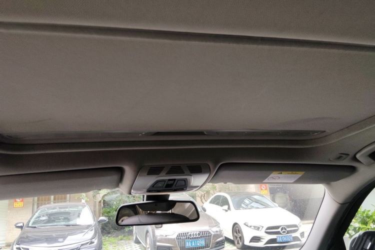 Used BMW 3 Series 2017 320Li Fashion Model Headliner