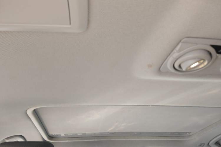 Used BMW 3 Series 2017 320Li Fashion Model Headliner