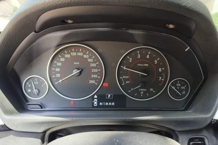 Used BMW 3 Series 2017 320i M Sport Instrument Cluster