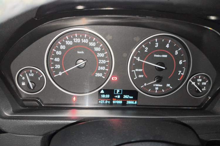 Used BMW 3 Series 2017 320i M Sport Instrument Cluster