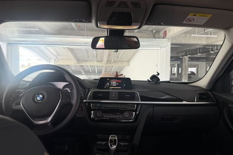 Used BMW 3 Series 2017 320Li M Sport Edition Interior 1
