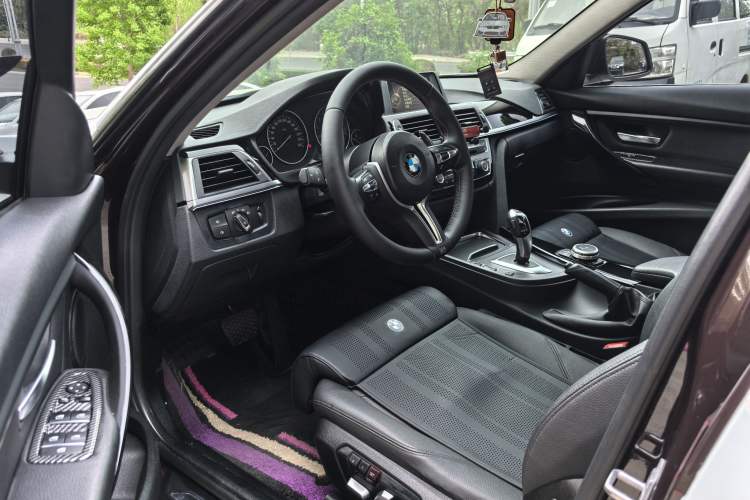 Used BMW 3 Series 2017 320Li Fashion Model Interior 1