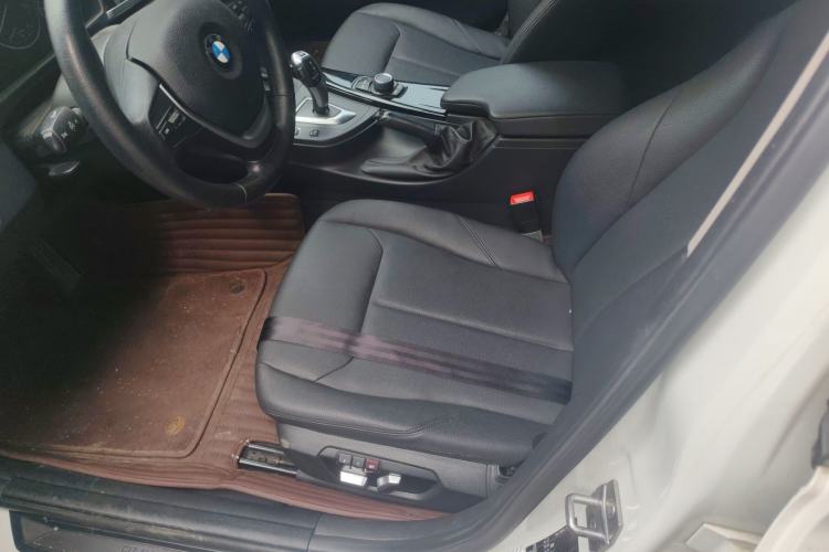 Used BMW 3 Series 2017 318Li Fashion Model Interior 1