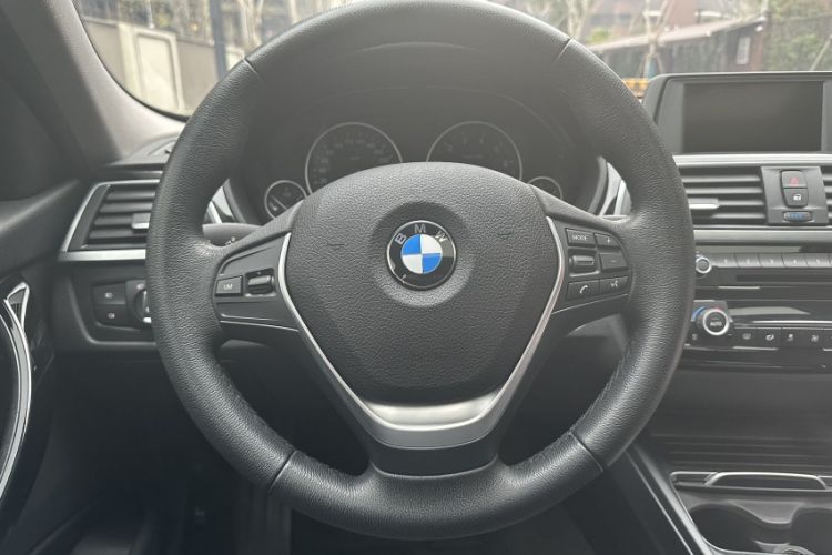 Used BMW 3 Series 2017 320Li Fashion Model Interior 10