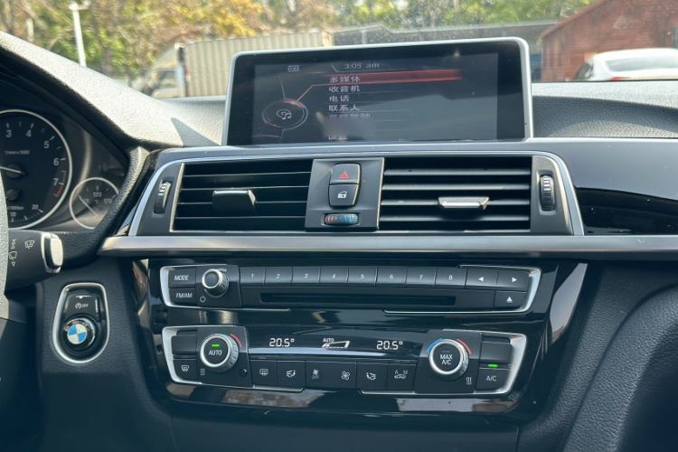 Used BMW 3 Series 2017 318Li Fashion Model Interior 2