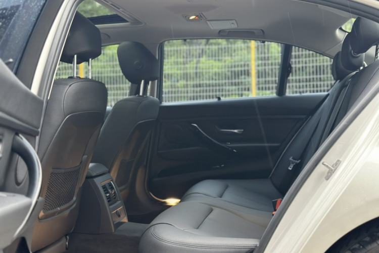 Used BMW 3 Series 2017 320Li Fashion Model Interior 2