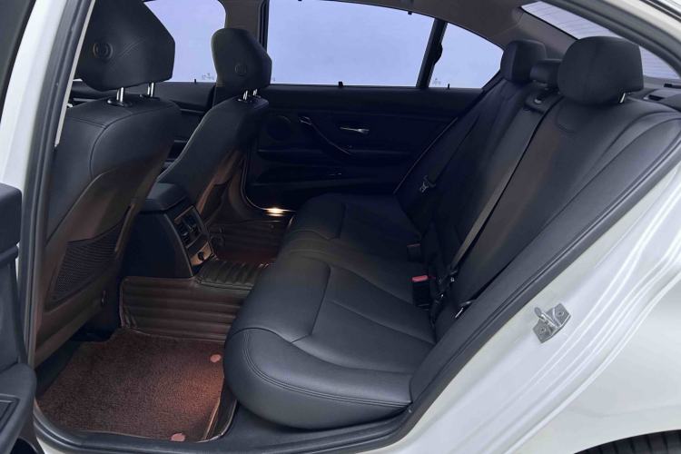 Used BMW 3 Series 2017 320Li Fashion Model Interior 2