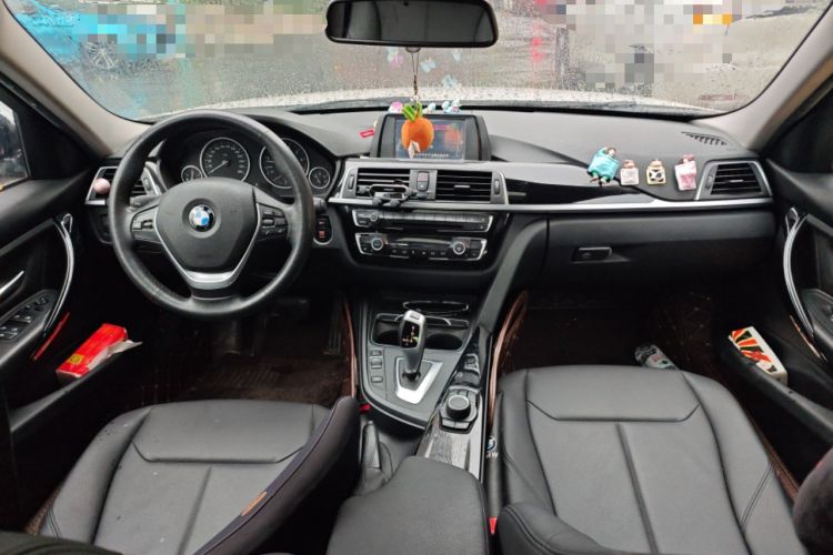 Used BMW 3 Series 2017 320Li Fashion Model Interior 2