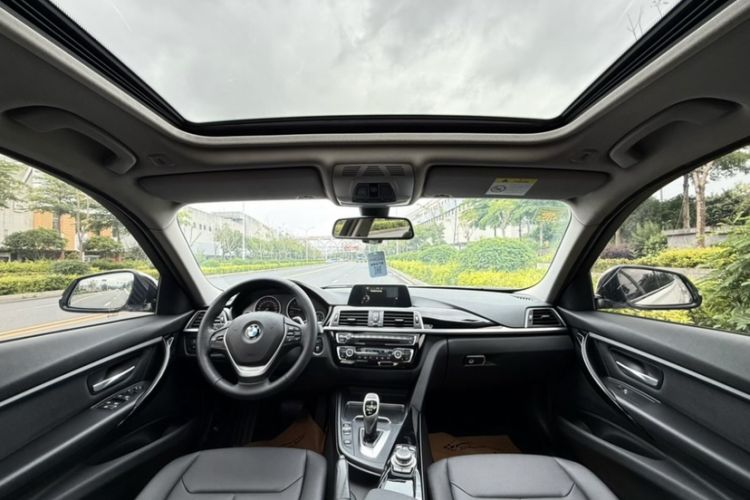 Used BMW 3 Series 2017 320Li M Sport Edition Interior 3