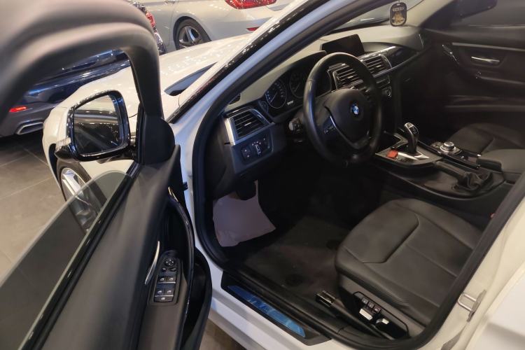 Used BMW 3 Series 2017 320Li M Sport Edition Interior 3