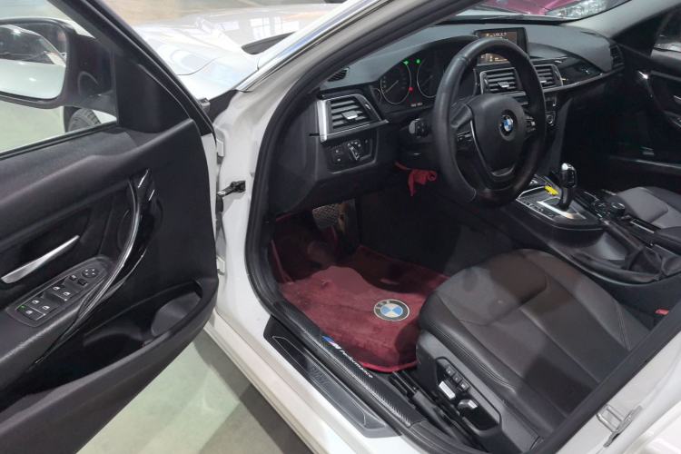 Used BMW 3 Series 2017 320Li xDrive Fashion Model Interior 3