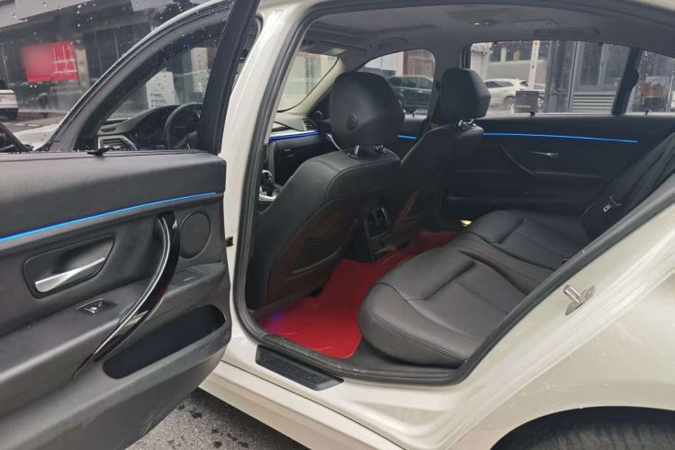 Used BMW 3 Series 2017 320Li Fashion Model Interior 3