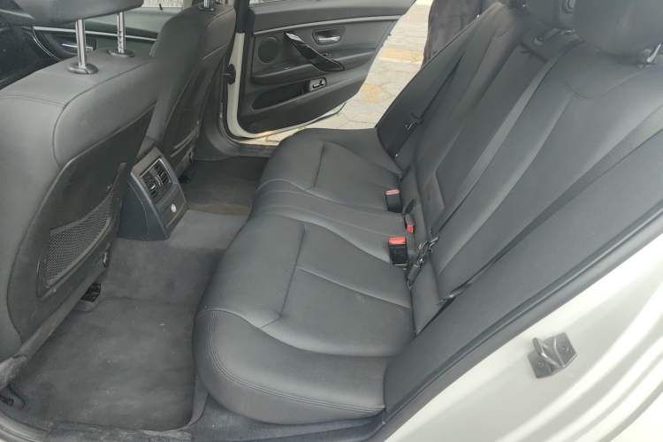 Used BMW 3 Series 2017 320Li Fashion Model Interior 4