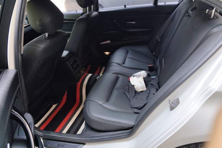 Used BMW 3 Series 2017 320Li Fashion Model Interior 4