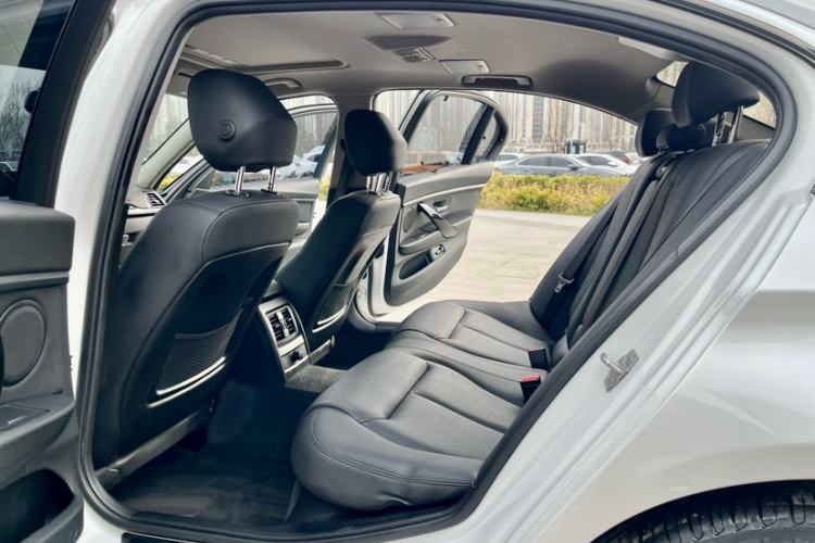 Used BMW 3 Series 2017 320Li Fashion Model Interior 5