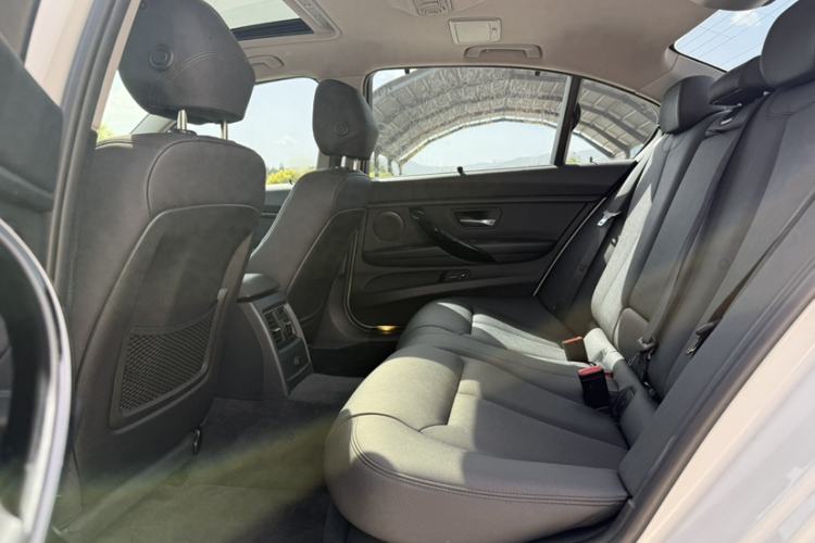 Used BMW 3 Series 2017 320Li Fashion Model Interior 5