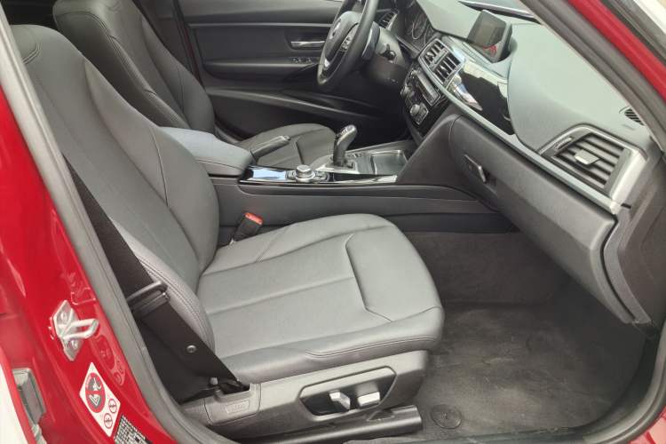 Used BMW 3 Series 2017 320Li M Sport Edition Interior 5