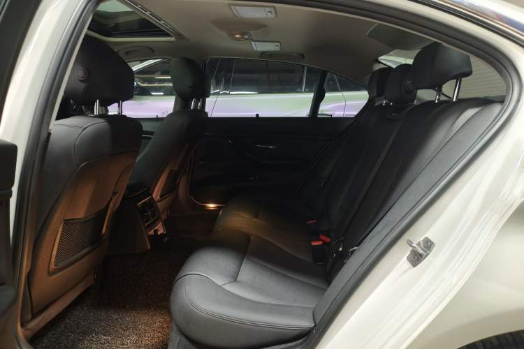 Used BMW 3 Series 2017 320Li Fashion Model Interior 5