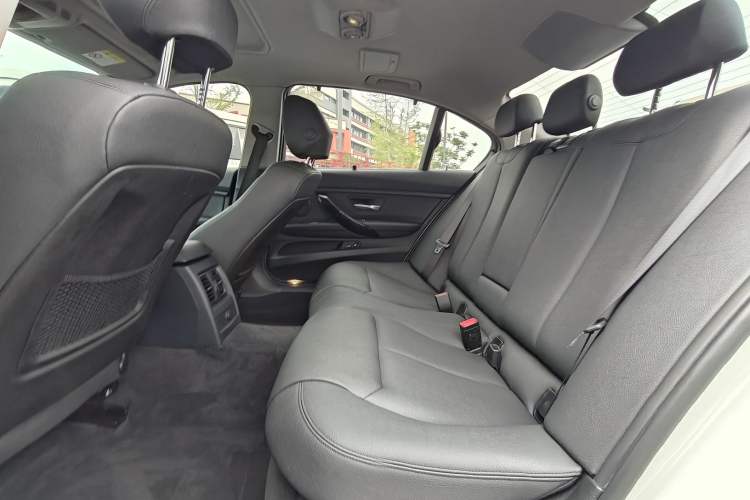 Used BMW 3 Series 2017 320Li Fashion Model Interior 6