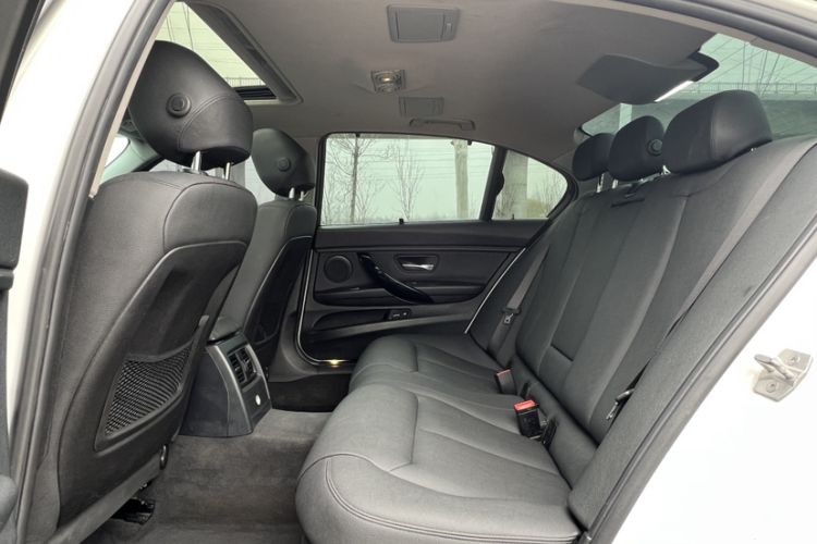 Used BMW 3 Series 2017 320Li Fashion Model Interior 6