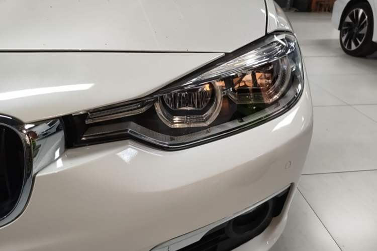 Used BMW 3 Series 2017 318Li Fashion Model Left Front Headlight