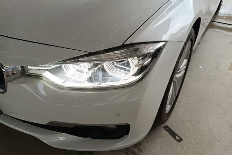 Used BMW 3 Series 2017 320Li Fashion Model Left Front Headlight