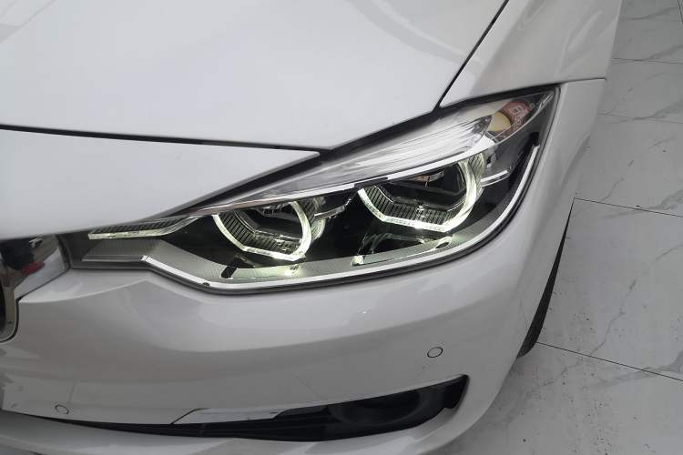 Used BMW 3 Series 2017 320Li Fashion Model Left Front Headlight