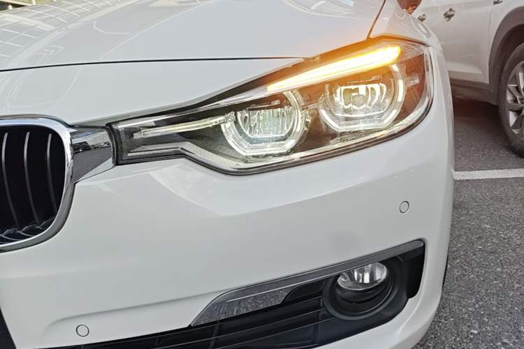 Used BMW 3 Series 2017 320Li Fashion Model Left Front Headlight