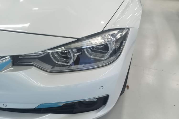 Used BMW 3 Series 2017 320Li Fashion Model Left Front Headlight