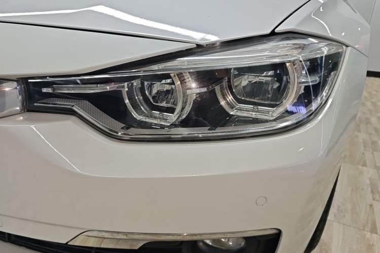 Used BMW 3 Series 2017 320Li Fashion Model Left Front Headlight